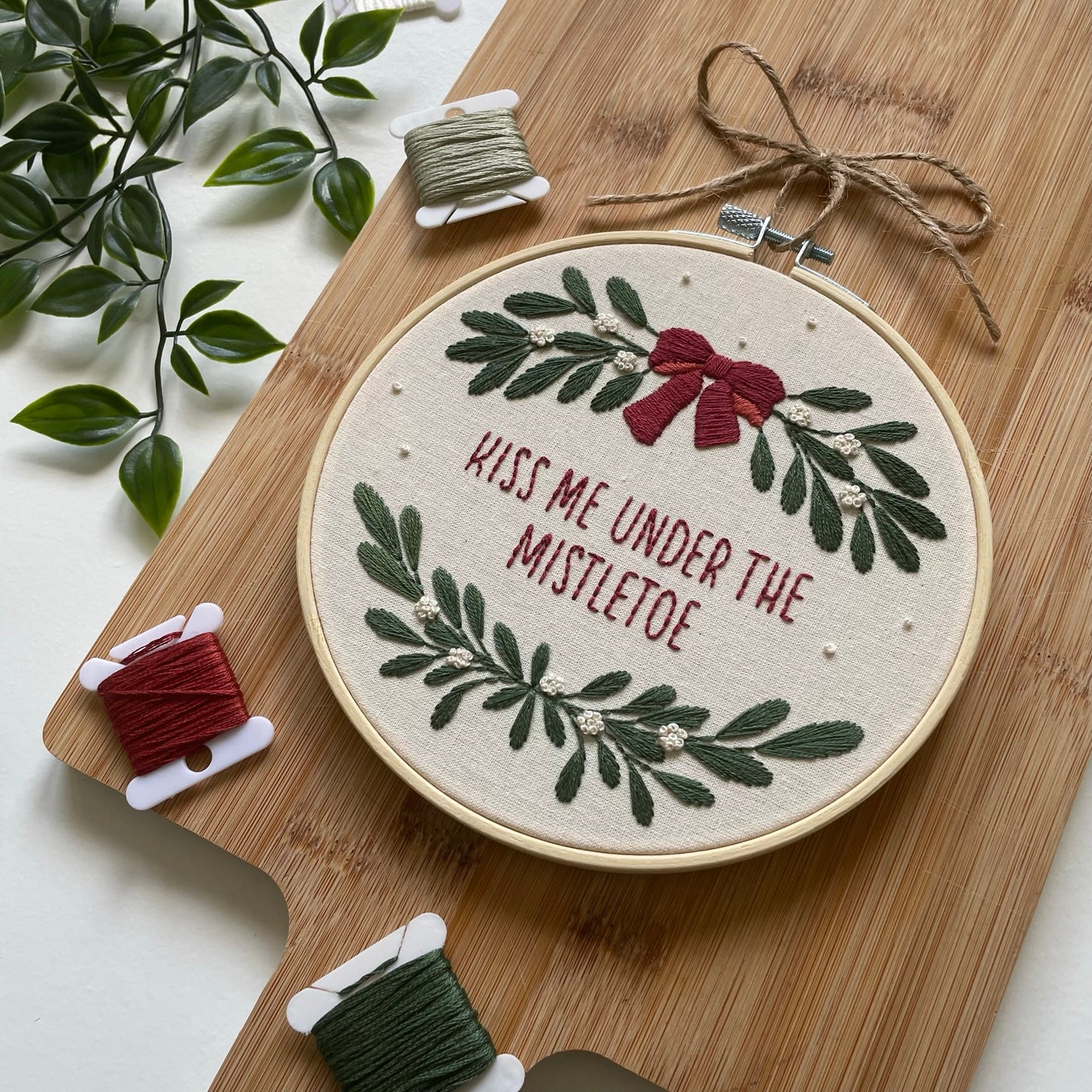 Christmas Mistletoe Kisses Digital Pattern